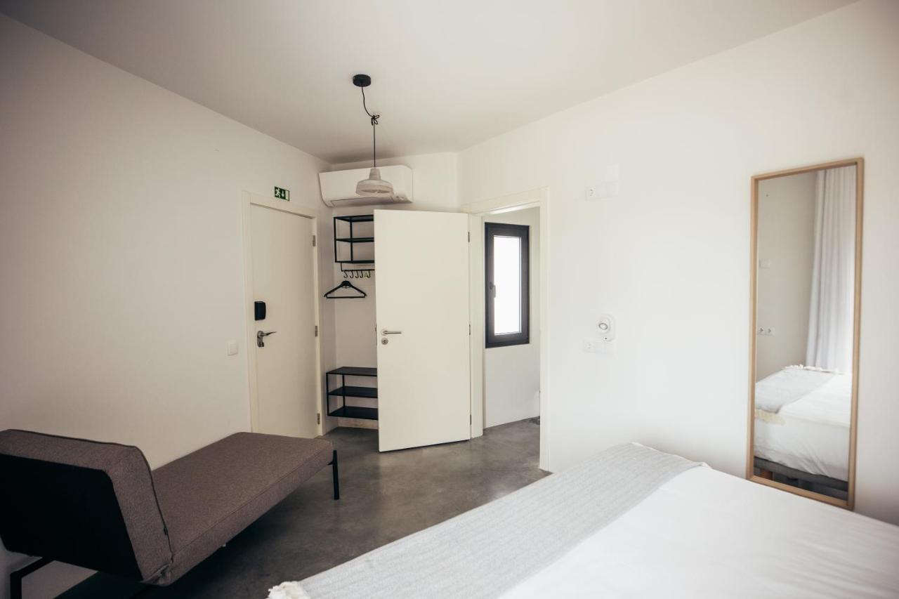 Mute Hostel ポルト・コーヴォ エクステリア 写真